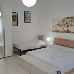 The House & Apartmán *