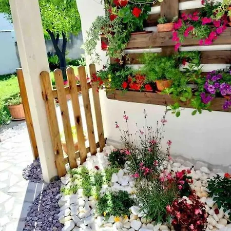 Appartamento The House & Serrano