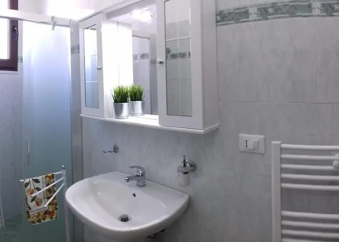 Apartament The House & Serrano