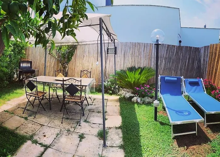 Apartament The House &